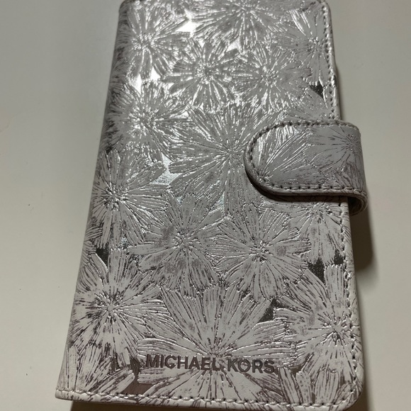 Michael Kors iPhone Case - Picture 2 of 4
